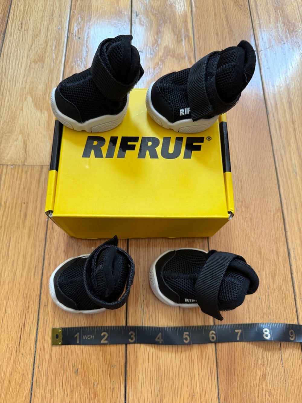 RIFRUF Caesar 1 Dog Sneakers, Black, Size 3, Mesh Velcro Sneakers - Picture 2 of 4
